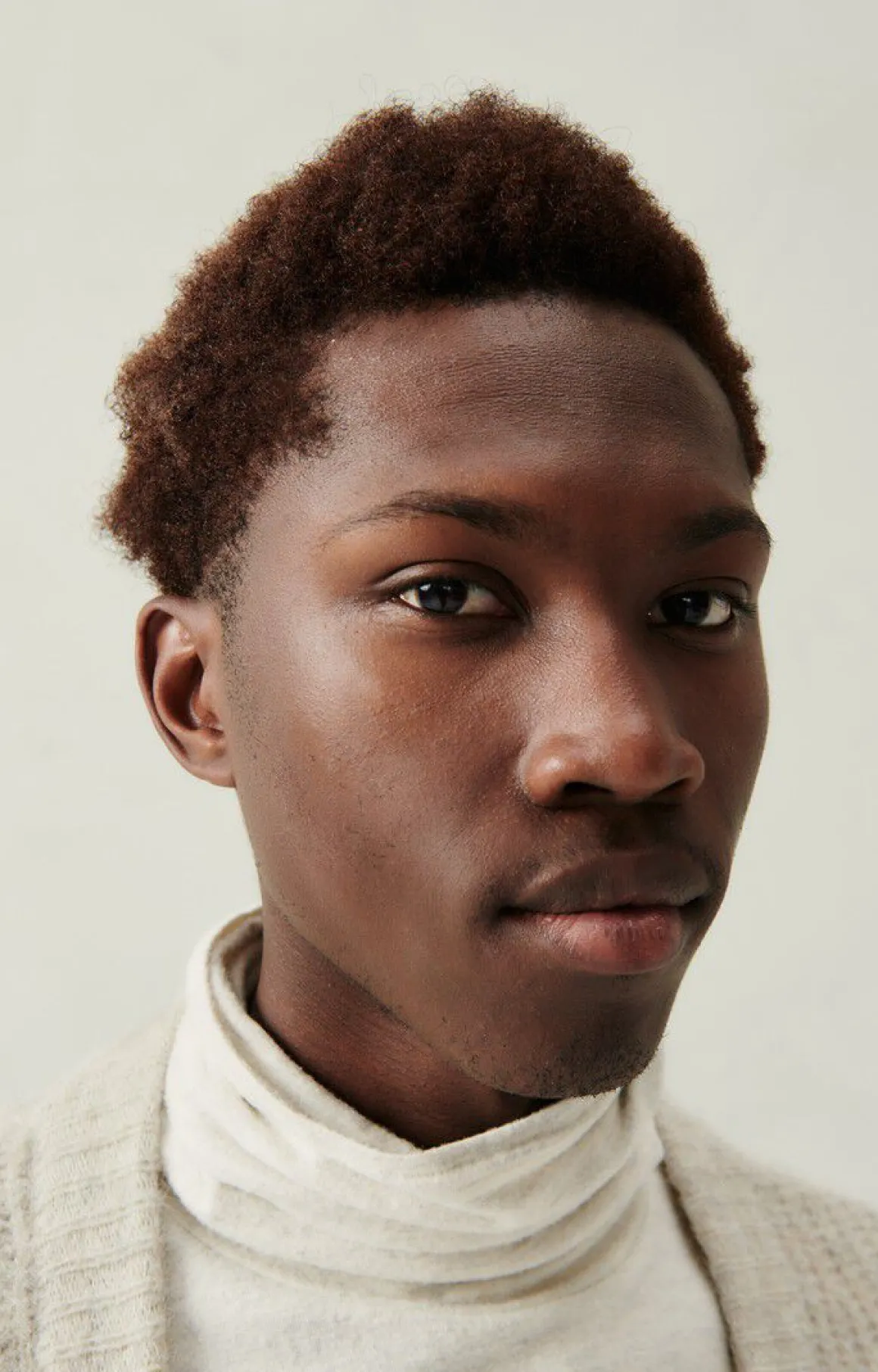 herrencardigan_east_7.webp American Vintage | Herrencardigan East Pulverschnee Meliert